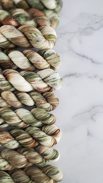 Southern Magnolia - Merino Linen Sock image 2