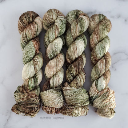 Southern Magnolia - Merino Linen Sock image 0